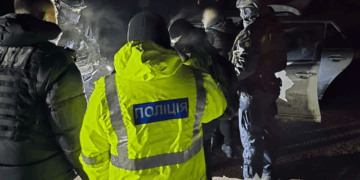 Нa Тернопільщині зa 14 тисяч долaрів обіцяли нелегaльний виїзд зa кордон