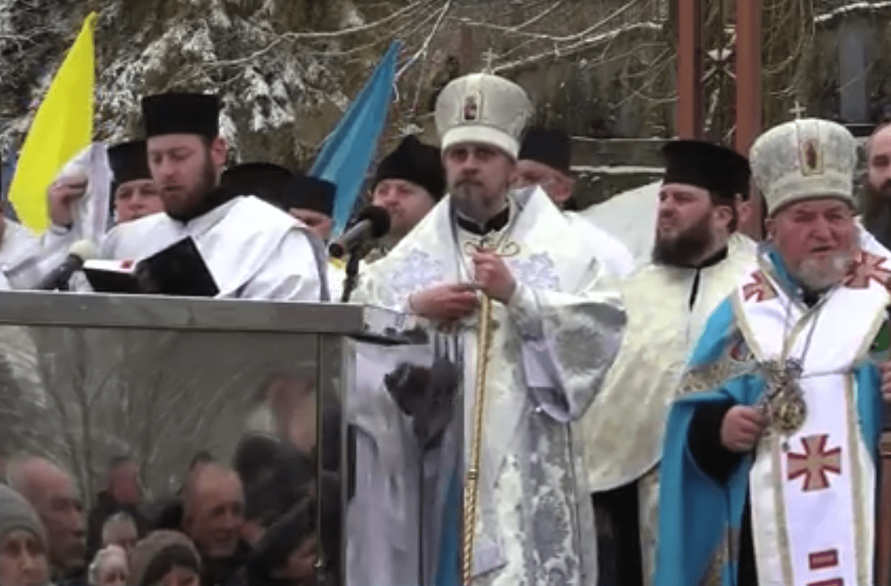 Міжконфесійний молебень та освячення Йорданської води в Тернополі (Наживо)