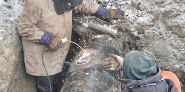 На вулиці Сахарова в Тернополі фахівці “Тернопільміськгазу” ліквідували витік газу