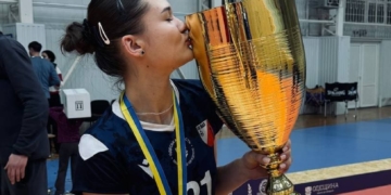 Діана Голод