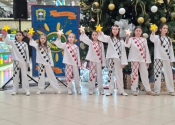 В Тернополі у ТРЦ “Подоляни” відбувся благодійний концерт “На крилах різдвяної пісні”