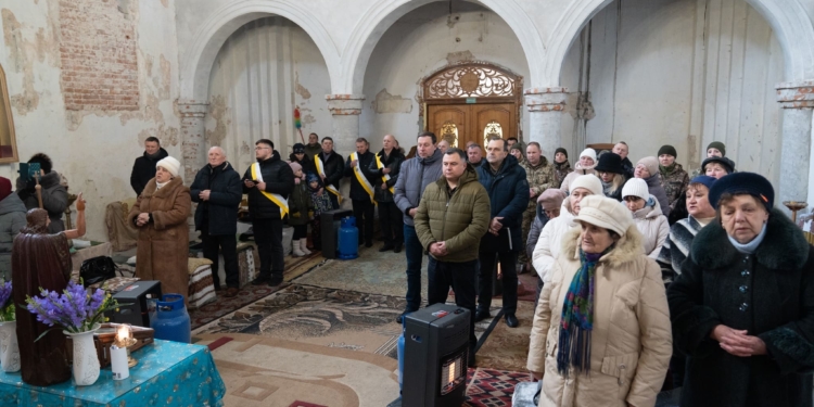 Духовне відродження Бережан: монастир бернардинців передали релігійній громаді