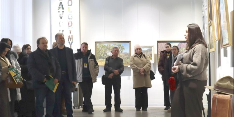 У Тернополі презентували мистецький проєкт «Австралійське літо посеред української зими»