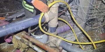 Комунальники та енергетики з Тернопільщини у Києві ліквідовувати аварії після ударів