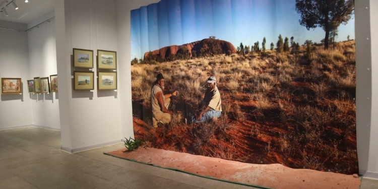 У Тернополі презентували мистецький проєкт «Австралійське літо посеред української зими»