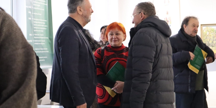 У Тернополі презентували мистецький проєкт «Австралійське літо посеред української зими»