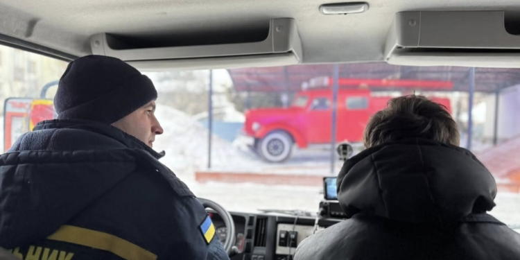 У Тернополі рятувальники влаштували незабутній день для хлопчика з реабілітаційного центру