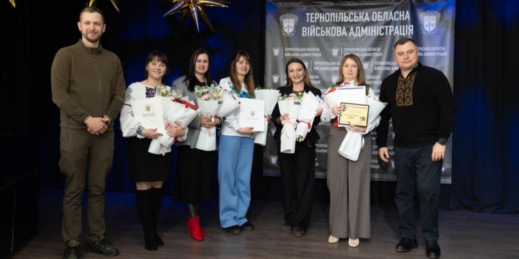 Учитель року – 2026: на Тернопільщині визначили найкращих педагогів області