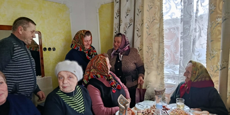 Століття мудрості та віри: жителька села Глещава на Тернопіллі відсвяткувала 100-річний ювілей