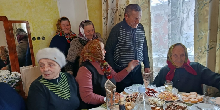 Століття мудрості та віри: жителька села Глещава на Тернопіллі відсвяткувала 100-річний ювілей
