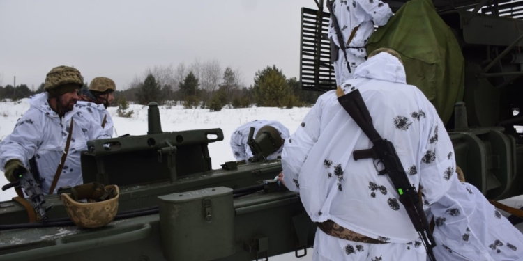 Зимовий гарт: Тернопільські артилеристи відшліфовують майстерність (Фото)