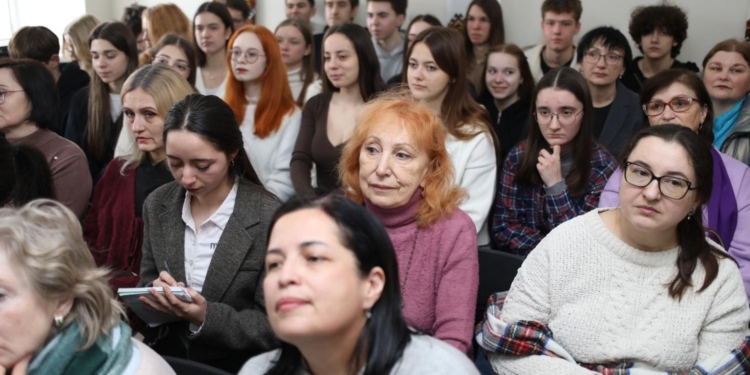 У Тернополі презентували останню книгу Ірини Фаріон «Мова і мовознавці»