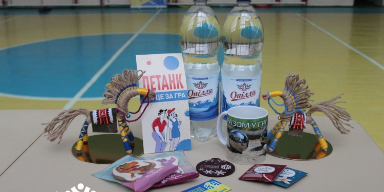 «Разом у грі»: у Тернополі ветерани та люди з інвалідністю змагалися у турнірі з петанку