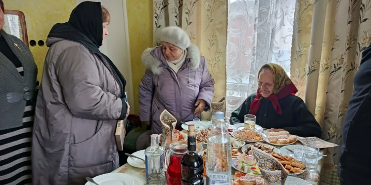 Століття мудрості та віри: жителька села Глещава на Тернопіллі відсвяткувала 100-річний ювілей