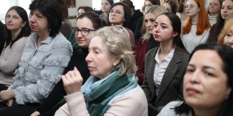 У Тернополі презентували останню книгу Ірини Фаріон «Мова і мовознавці»