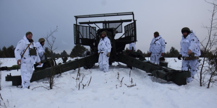 Зимовий гарт: Тернопільські артилеристи відшліфовують майстерність (Фото)