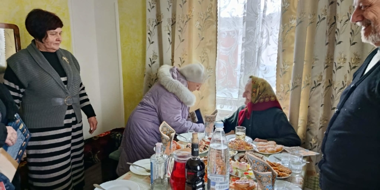 Століття мудрості та віри: жителька села Глещава на Тернопіллі відсвяткувала 100-річний ювілей