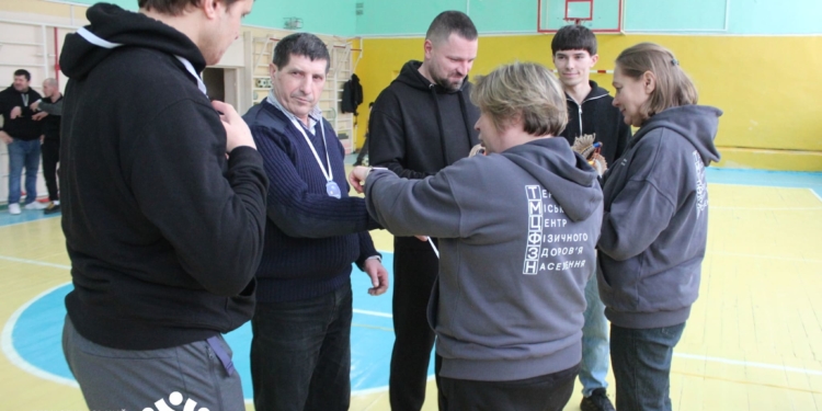 «Разом у грі»: у Тернополі ветерани та люди з інвалідністю змагалися у турнірі з петанку