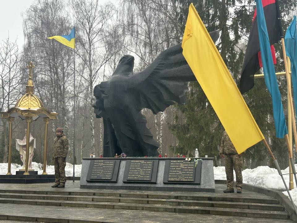 Гартовані двома війнами: у Тернополі вшанували воїнів-афганців та підтримали побратима на фронті