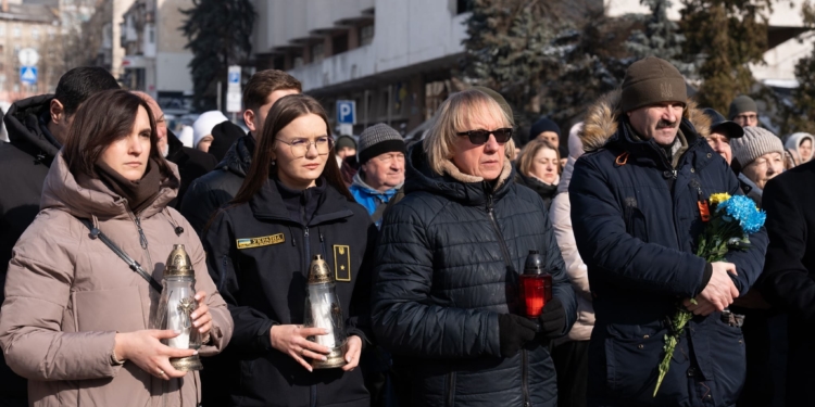 Небесна Сотня тримає небо: Тернопіль вшанував 12-ту річницю подвигу Героїв