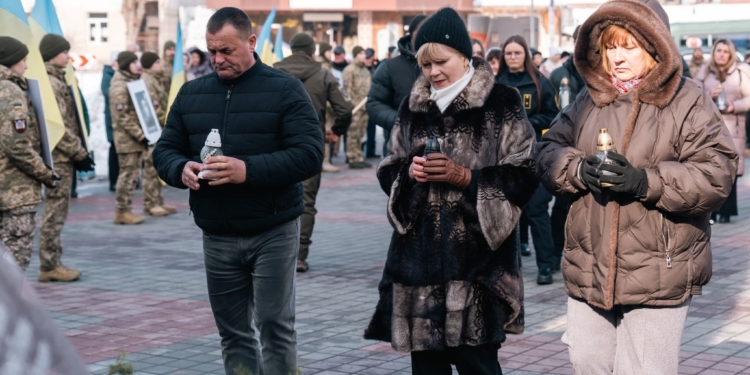 Небесна Сотня тримає небо: Тернопіль вшанував 12-ту річницю подвигу Героїв