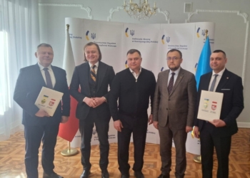 підписано договір