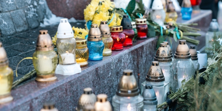 Небесна Сотня тримає небо: Тернопіль вшанував 12-ту річницю подвигу Героїв