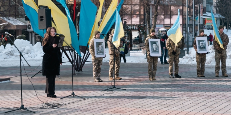 Небесна Сотня тримає небо: Тернопіль вшанував 12-ту річницю подвигу Героїв