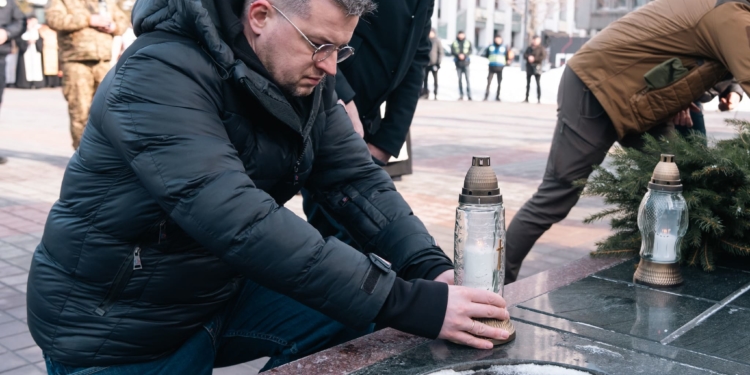 Небесна Сотня тримає небо: Тернопіль вшанував 12-ту річницю подвигу Героїв