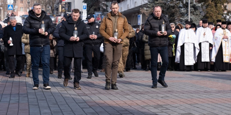 Небесна Сотня тримає небо: Тернопіль вшанував 12-ту річницю подвигу Героїв
