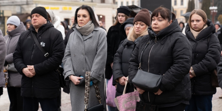 Чотири роки повномасштабної стійкості: Тернопільщина вшанувала пам’ять Героїв у Національний день молитви