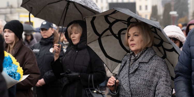 Чотири роки повномасштабної стійкості: Тернопільщина вшанувала пам’ять Героїв у Національний день молитви