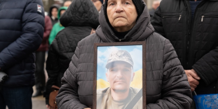 Чотири роки повномасштабної стійкості: Тернопільщина вшанувала пам’ять Героїв у Національний день молитви