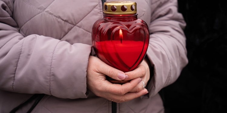 «Світло молитви в темряві війни»: у Тернополі відбулася спільна молитва за захисників, які загинули у лютому