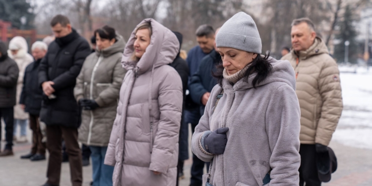 «Світло молитви в темряві війни»: у Тернополі відбулася спільна молитва за захисників, які загинули у лютому