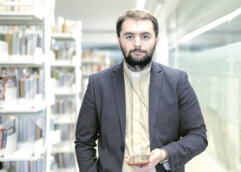 Андрій Шестак