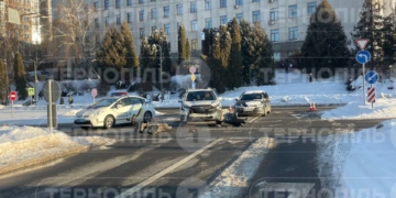 Збили курʼєра «Глово» на електроскутері в Тернополі