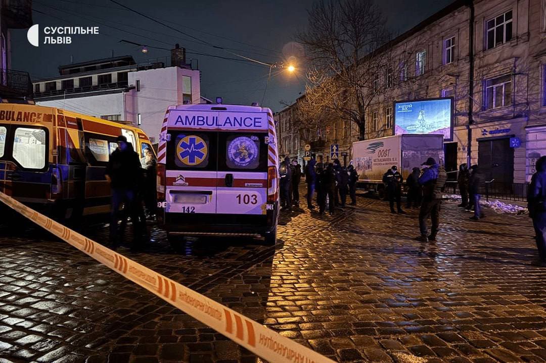 Вибухи у Львові розслідують як теракт: загинула 23-річна поліцейська, є багато тяжко поранених