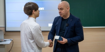 Дмитро Стояновський