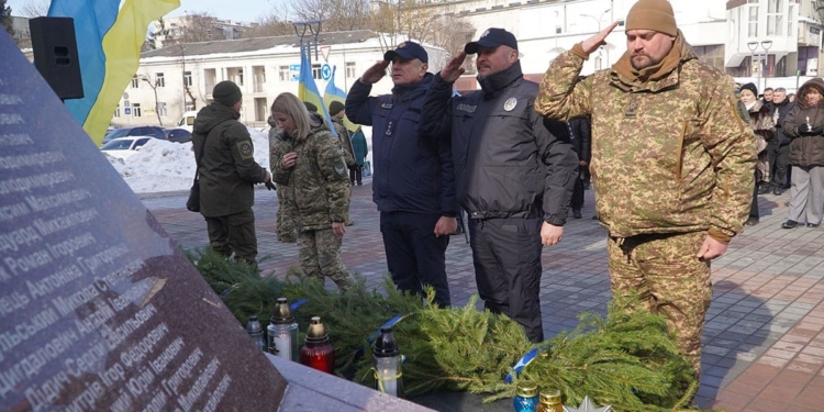 Небесна Сотня тримає небо: Тернопіль вшанував 12-ту річницю подвигу Героїв