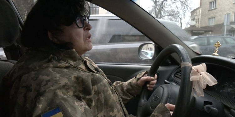 Супроводжує полеглих на щиті: історія тернополянки, яка втратила сина на війні