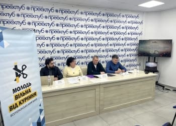 Вулиці Тернополя очистили від незаконної реклами нікотинових снюсів