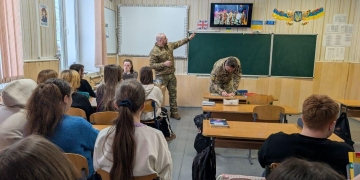 сучасний комплект автономного енергозабезпечення