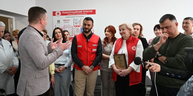 Подвійне оновлення лікарні в Ланівцях: відкрито реабілітаційний центр та операційну в укритті