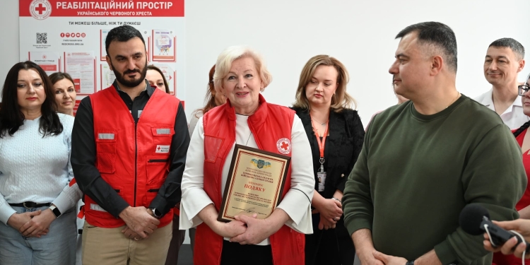 Подвійне оновлення лікарні в Ланівцях: відкрито реабілітаційний центр та операційну в укритті