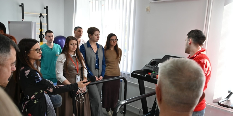 Подвійне оновлення лікарні в Ланівцях: відкрито реабілітаційний центр та операційну в укритті