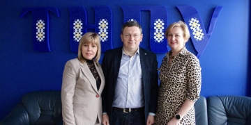 партнерські відносини