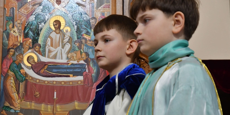 Жива віра: у Тернополі діти представили театралізовану Хресну дорогу