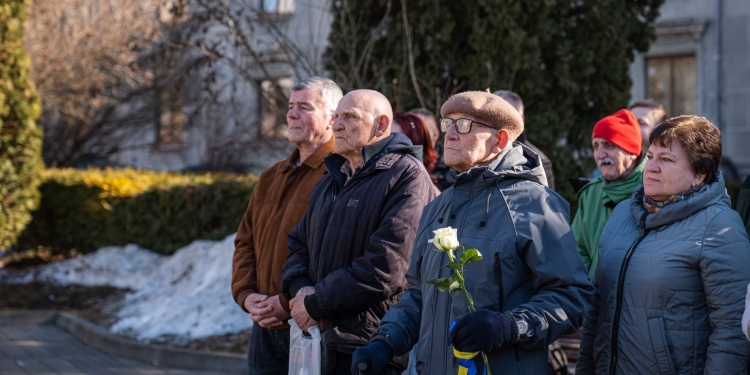 «Свою Україну любіть!»: як Тернопільщина відзначила 212-ту річницю народження Тараса Шевченка