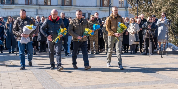 «Свою Україну любіть!»: як Тернопільщина відзначила 212-ту річницю народження Тараса Шевченка